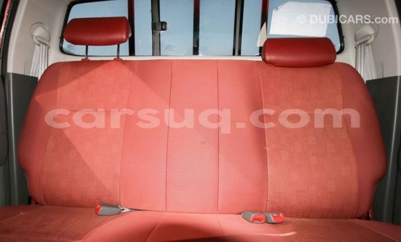 Acheter Import Voiture Toyota Hilux Rouge à Import - Dubai, Barh el Gazel Acheter Import Voiture Toyota Hilux Rouge à Import - Dubai, Barh el Gazel