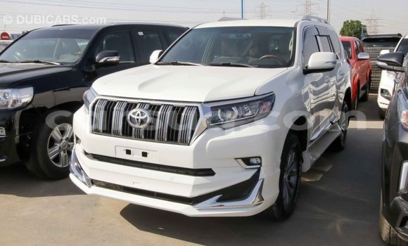 Acheter Import Voiture Toyota Prado Blanc à Import - Dubai, Barh el Gazel Acheter Import Voiture Toyota Prado Blanc à Import - Dubai, Barh el Gazel