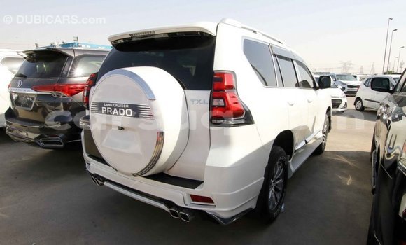Acheter Import Voiture Toyota Prado Blanc à Import - Dubai, Barh el Gazel Acheter Import Voiture Toyota Prado Blanc à Import - Dubai, Barh el Gazel