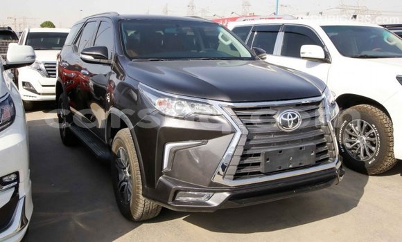 Acheter Import Voiture Toyota Fortuner Autre à Import - Dubai, Barh el Gazel Acheter Import Voiture Toyota Fortuner Autre à Import - Dubai, Barh el Gazel