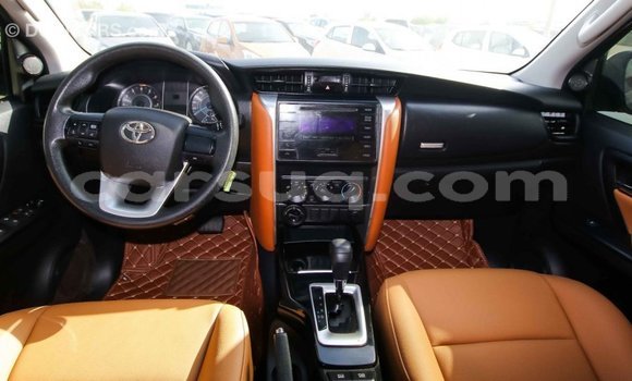 Acheter Import Voiture Toyota Fortuner Autre à Import - Dubai, Barh el Gazel Acheter Import Voiture Toyota Fortuner Autre à Import - Dubai, Barh el Gazel