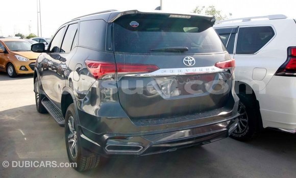 Acheter Import Voiture Toyota Fortuner Autre à Import - Dubai, Barh el Gazel Acheter Import Voiture Toyota Fortuner Autre à Import - Dubai, Barh el Gazel