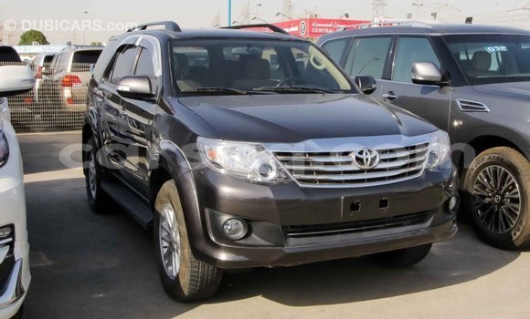 Acheter Import Voiture Toyota Fortuner Autre à Import - Dubai, Barh el Gazel Acheter Import Voiture Toyota Fortuner Autre à Import - Dubai, Barh el Gazel