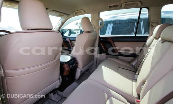 Acheter Import Voiture Toyota Prado Blanc à Import - Dubai, Barh el Gazel Acheter Import Voiture Toyota Prado Blanc à Import - Dubai, Barh el Gazel