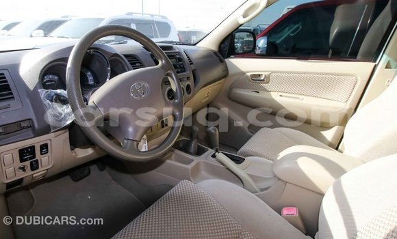 Acheter Import Voiture Toyota Fortuner Blanc à Import - Dubai, Barh el Gazel Acheter Import Voiture Toyota Fortuner Blanc à Import - Dubai, Barh el Gazel