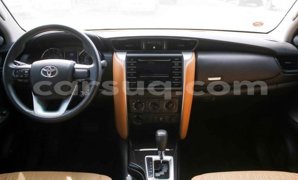 Buy Import Toyota Fortuner White Car in Import - Dubai in Barh el Gazel Buy Import Toyota Fortuner White Car in Import - Dubai in Barh el Gazel