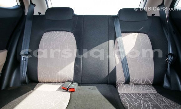 Acheter Import Voiture Hyundai i10 Blanc à Import - Dubai, Barh el Gazel Acheter Import Voiture Hyundai i10 Blanc à Import - Dubai, Barh el Gazel