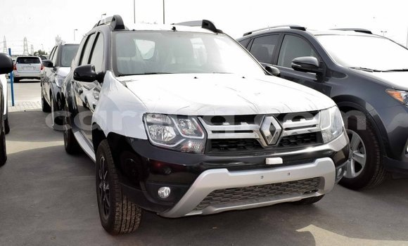 Acheter Import Voiture Renault Duster Noir à Import - Dubai, Barh el Gazel Acheter Import Voiture Renault Duster Noir à Import - Dubai, Barh el Gazel