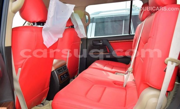 Buy Import Toyota Land Cruiser Black Car in Import - Dubai in Barh el Gazel Buy Import Toyota Land Cruiser Black Car in Import - Dubai in Barh el Gazel