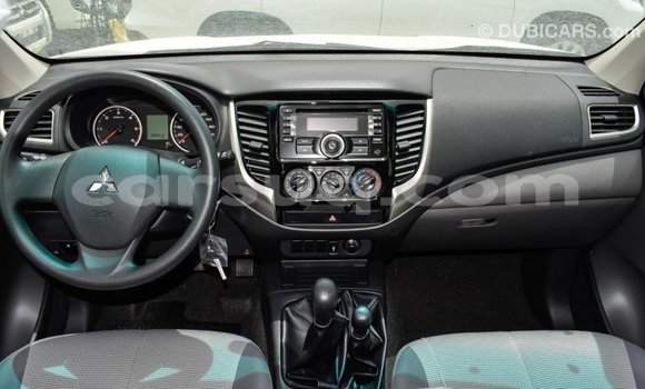 Acheter Import Voiture Mitsubishi L200 Autre à Import - Dubai, Barh el Gazel Acheter Import Voiture Mitsubishi L200 Autre à Import - Dubai, Barh el Gazel
