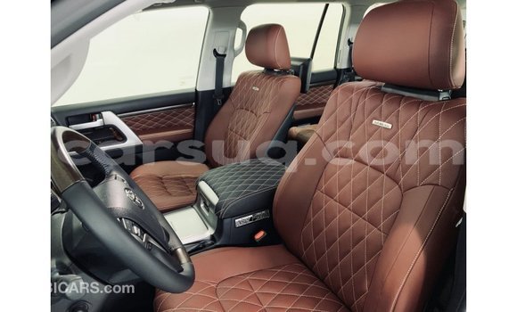 Buy Import Toyota Land Cruiser Black Car in Import - Dubai in Barh el Gazel Buy Import Toyota Land Cruiser Black Car in Import - Dubai in Barh el Gazel