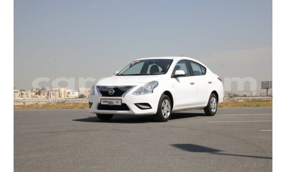 Acheter Import Voiture Nissan Sunny Blanc à Import - Dubai, Barh el Gazel