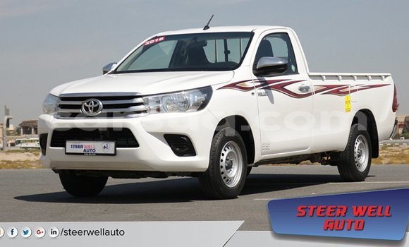 Acheter Import Voiture Toyota Hilux Blanc à Import - Dubai, Barh el Gazel Acheter Import Voiture Toyota Hilux Blanc à Import - Dubai, Barh el Gazel