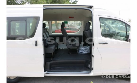 Acheter Import Voiture Toyota Hiace Blanc à Import - Dubai, Barh el Gazel Acheter Import Voiture Toyota Hiace Blanc à Import - Dubai, Barh el Gazel