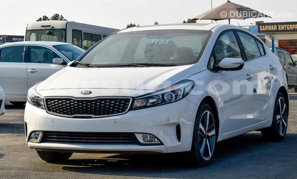 Acheter Import Voiture Kia Cerato Blanc à Import - Dubai, Barh el Gazel Acheter Import Voiture Kia Cerato Blanc à Import - Dubai, Barh el Gazel