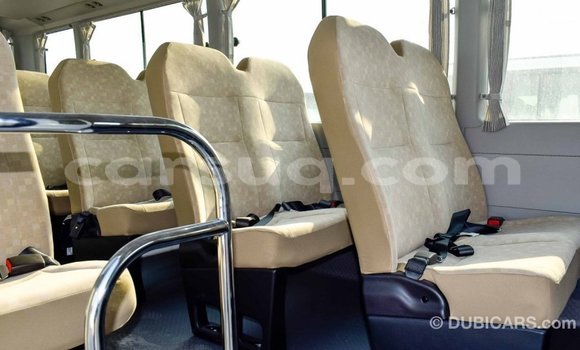 Acheter Import Voiture Toyota Coaster Blanc à Import - Dubai, Barh el Gazel Acheter Import Voiture Toyota Coaster Blanc à Import - Dubai, Barh el Gazel