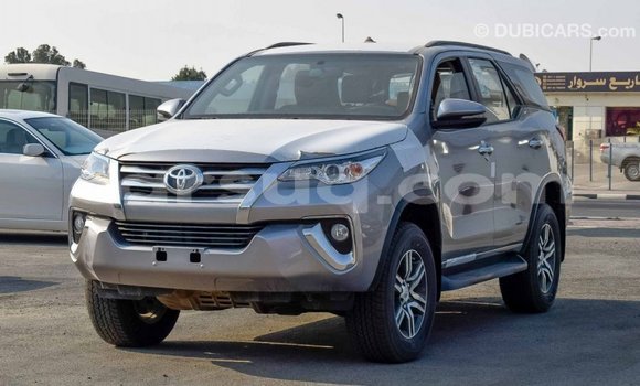 Acheter Import Voiture Toyota Fortuner Autre à Import - Dubai, Barh el Gazel Acheter Import Voiture Toyota Fortuner Autre à Import - Dubai, Barh el Gazel