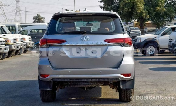Acheter Import Voiture Toyota Fortuner Autre à Import - Dubai, Barh el Gazel Acheter Import Voiture Toyota Fortuner Autre à Import - Dubai, Barh el Gazel