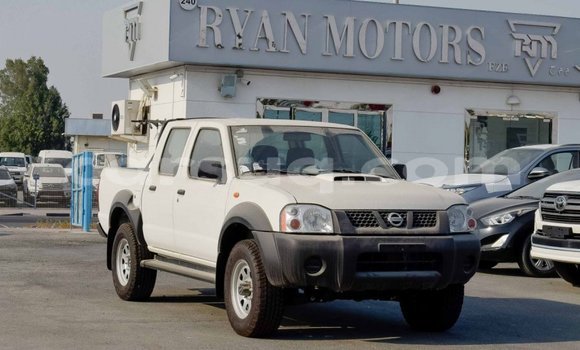 Acheter Import Voiture Nissan NP 300 Blanc à Import - Dubai, Barh el Gazel