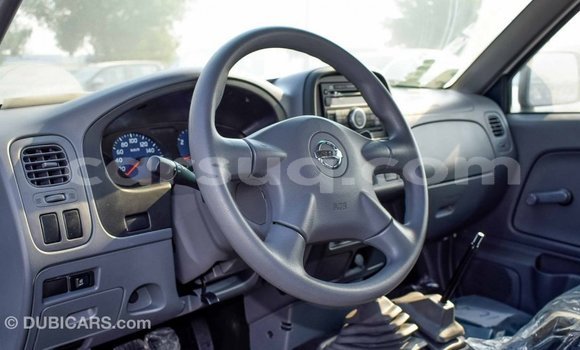 Acheter Import Voiture Nissan NP 300 Blanc à Import - Dubai, Barh el Gazel Acheter Import Voiture Nissan NP 300 Blanc à Import - Dubai, Barh el Gazel