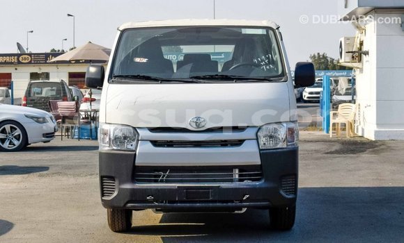Acheter Import Voiture Toyota Hiace Blanc à Import - Dubai, Barh el Gazel Acheter Import Voiture Toyota Hiace Blanc à Import - Dubai, Barh el Gazel