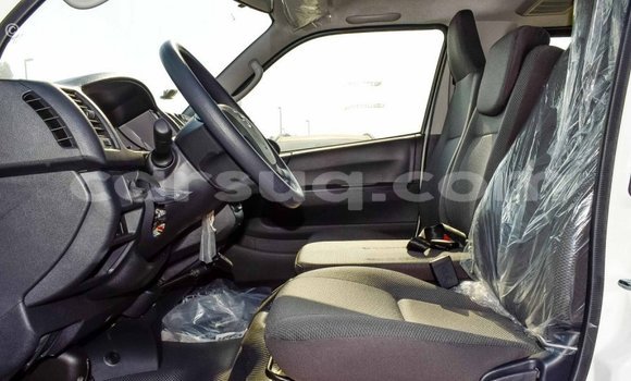 Acheter Import Voiture Toyota Hiace Blanc à Import - Dubai, Barh el Gazel Acheter Import Voiture Toyota Hiace Blanc à Import - Dubai, Barh el Gazel