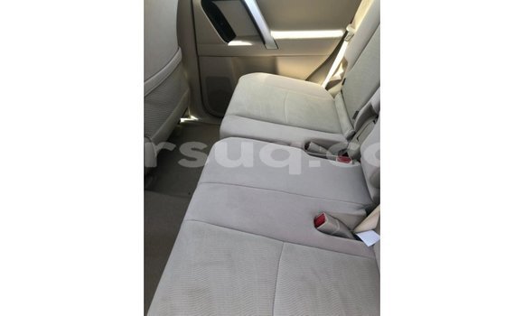 Acheter Import Voiture Toyota Prado Blanc à Import - Dubai, Barh el Gazel Acheter Import Voiture Toyota Prado Blanc à Import - Dubai, Barh el Gazel