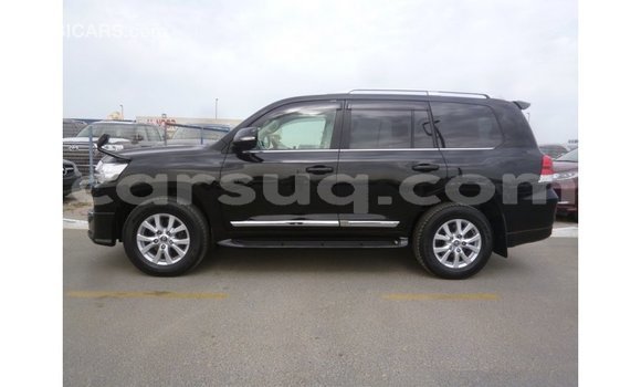 Acheter Import Voiture Toyota Land Cruiser Noir à Import - Dubai, Barh el Gazel Acheter Import Voiture Toyota Land Cruiser Noir à Import - Dubai, Barh el Gazel