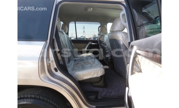 Acheter Import Voiture Toyota Land Cruiser Autre à Import - Dubai, Barh el Gazel Acheter Import Voiture Toyota Land Cruiser Autre à Import - Dubai, Barh el Gazel