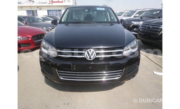 Acheter Import Voiture Volkswagen Touareg Noir à Import - Dubai, Barh el Gazel Acheter Import Voiture Volkswagen Touareg Noir à Import - Dubai, Barh el Gazel