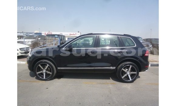 Acheter Import Voiture Volkswagen Touareg Noir à Import - Dubai, Barh el Gazel Acheter Import Voiture Volkswagen Touareg Noir à Import - Dubai, Barh el Gazel