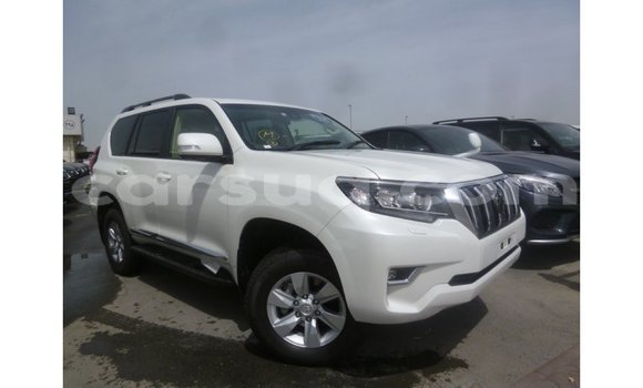 Acheter Import Voiture Toyota Prado Blanc à Import - Dubai, Barh el Gazel Acheter Import Voiture Toyota Prado Blanc à Import - Dubai, Barh el Gazel