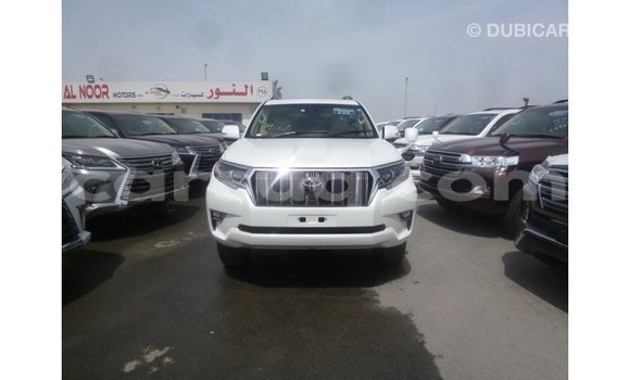 Acheter Import Voiture Toyota Prado Blanc à Import - Dubai, Barh el Gazel Acheter Import Voiture Toyota Prado Blanc à Import - Dubai, Barh el Gazel
