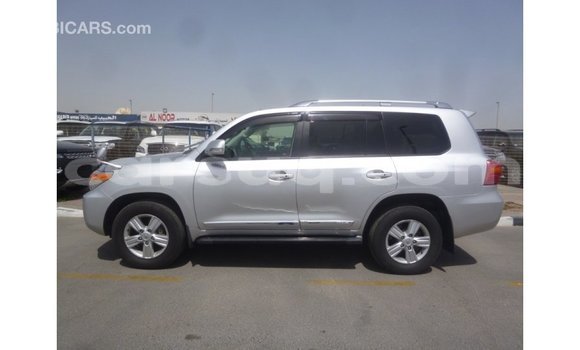 Acheter Import Voiture Toyota Land Cruiser Autre à Import - Dubai, Barh el Gazel Acheter Import Voiture Toyota Land Cruiser Autre à Import - Dubai, Barh el Gazel