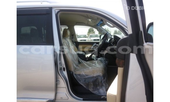 Acheter Import Voiture Toyota Land Cruiser Autre à Import - Dubai, Barh el Gazel Acheter Import Voiture Toyota Land Cruiser Autre à Import - Dubai, Barh el Gazel