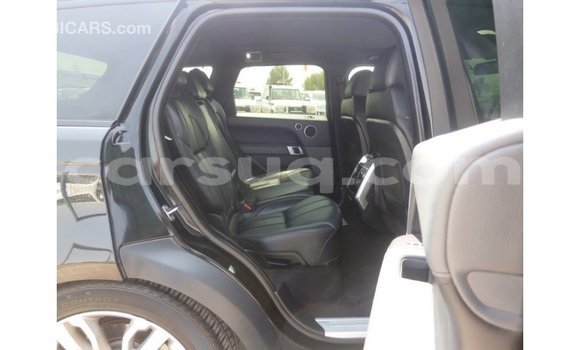 Acheter Import Voiture Land Rover Range Rover Noir à Import - Dubai, Barh el Gazel Acheter Import Voiture Land Rover Range Rover Noir à Import - Dubai, Barh el Gazel