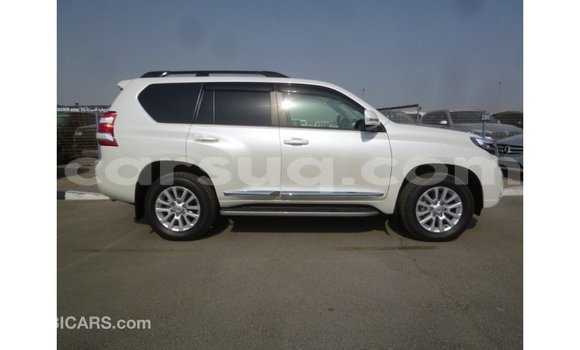 Acheter Import Voiture Toyota Prado Blanc à Import - Dubai, Barh el Gazel Acheter Import Voiture Toyota Prado Blanc à Import - Dubai, Barh el Gazel