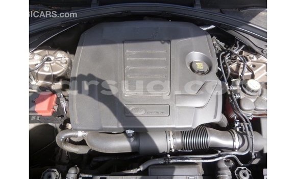 Acheter Import Voiture Land Rover Range Rover Marron à Import - Dubai, Barh el Gazel Acheter Import Voiture Land Rover Range Rover Marron à Import - Dubai, Barh el Gazel