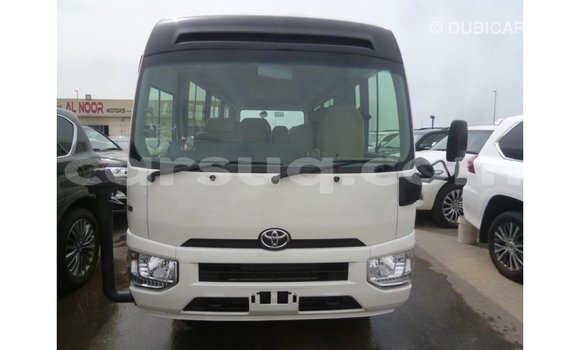 Acheter Import Voiture Toyota Coaster Blanc à Import - Dubai, Barh el Gazel Acheter Import Voiture Toyota Coaster Blanc à Import - Dubai, Barh el Gazel