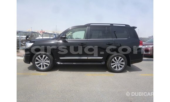 Acheter Import Voiture Toyota Land Cruiser Noir à Import - Dubai, Barh el Gazel Acheter Import Voiture Toyota Land Cruiser Noir à Import - Dubai, Barh el Gazel