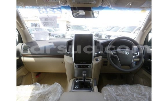 Acheter Import Voiture Toyota Land Cruiser Noir à Import - Dubai, Barh el Gazel Acheter Import Voiture Toyota Land Cruiser Noir à Import - Dubai, Barh el Gazel