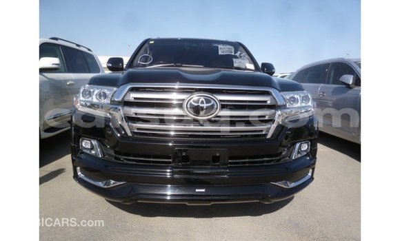 Acheter Import Voiture Toyota Land Cruiser Noir à Import - Dubai, Barh el Gazel Acheter Import Voiture Toyota Land Cruiser Noir à Import - Dubai, Barh el Gazel
