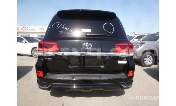 Acheter Import Voiture Toyota Land Cruiser Noir à Import - Dubai, Barh el Gazel Acheter Import Voiture Toyota Land Cruiser Noir à Import - Dubai, Barh el Gazel