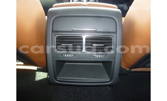 Acheter Import Voiture Volkswagen Touareg Marron à Import - Dubai, Barh el Gazel Acheter Import Voiture Volkswagen Touareg Marron à Import - Dubai, Barh el Gazel