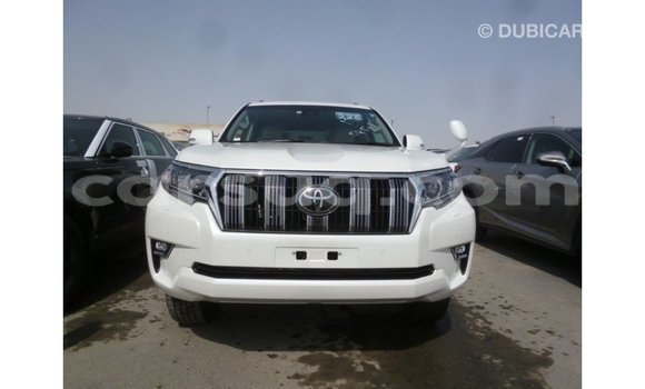 Acheter Import Voiture Toyota Prado Blanc à Import - Dubai, Barh el Gazel Acheter Import Voiture Toyota Prado Blanc à Import - Dubai, Barh el Gazel
