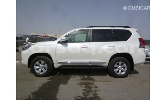 Acheter Import Voiture Toyota Prado Blanc à Import - Dubai, Barh el Gazel Acheter Import Voiture Toyota Prado Blanc à Import - Dubai, Barh el Gazel