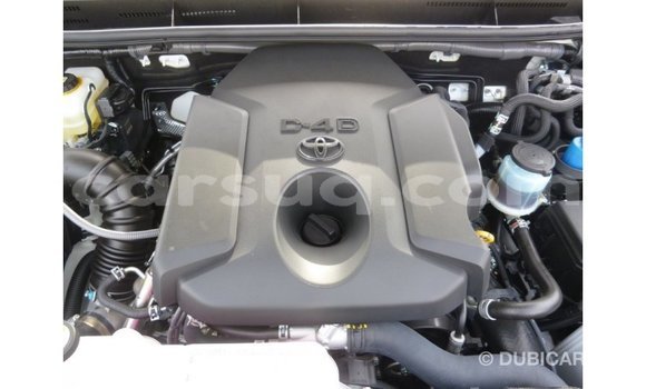 Acheter Import Voiture Toyota Prado Blanc à Import - Dubai, Barh el Gazel Acheter Import Voiture Toyota Prado Blanc à Import - Dubai, Barh el Gazel