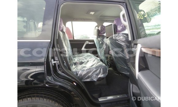 Acheter Import Voiture Toyota Land Cruiser Noir à Import - Dubai, Barh el Gazel Acheter Import Voiture Toyota Land Cruiser Noir à Import - Dubai, Barh el Gazel