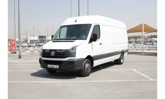 Acheter Import Utilitaire Volkswagen TRUCK Blanc à Import - Dubai, Barh el Gazel