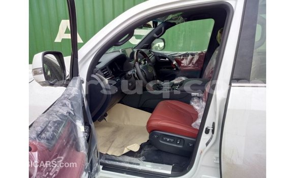 Buy Import Lexus LX White Car in Import - Dubai in Barh el Gazel Buy Import Lexus LX White Car in Import - Dubai in Barh el Gazel